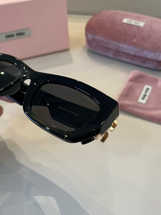 Miu Miu  Sunglasses main image 5